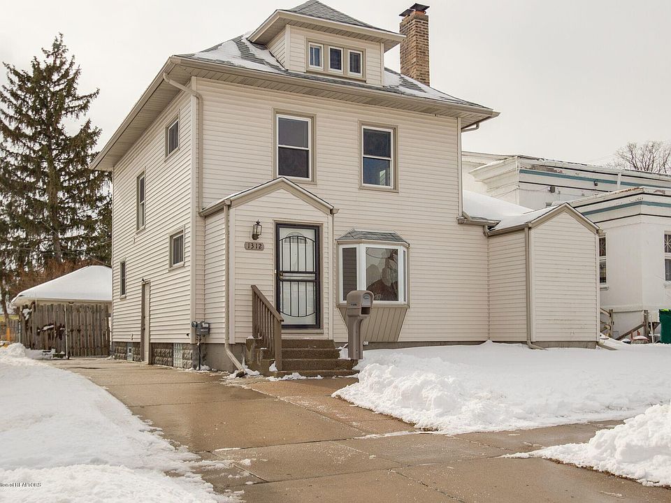1st image of 1312 Eureka St