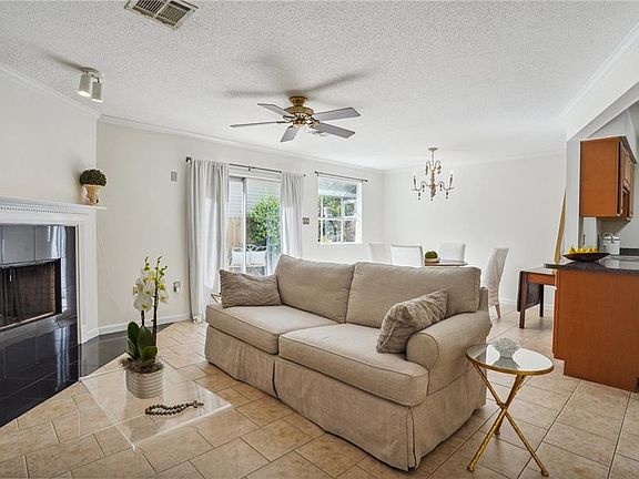 5th image of 709 Old Metairie Dr