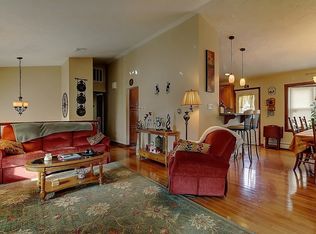 465 Clearview Rd, Hanover, PA 17331