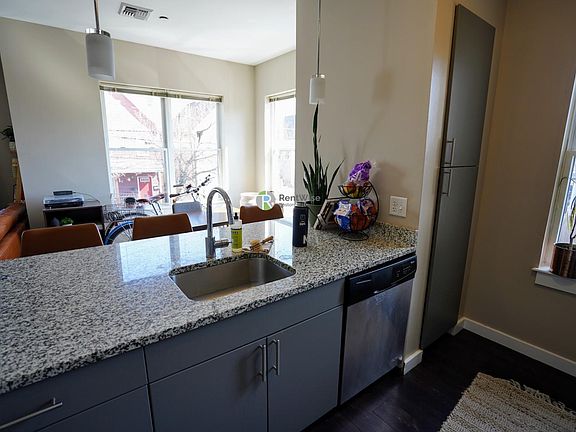 5th image of 627 McGrath Hwy #34-4