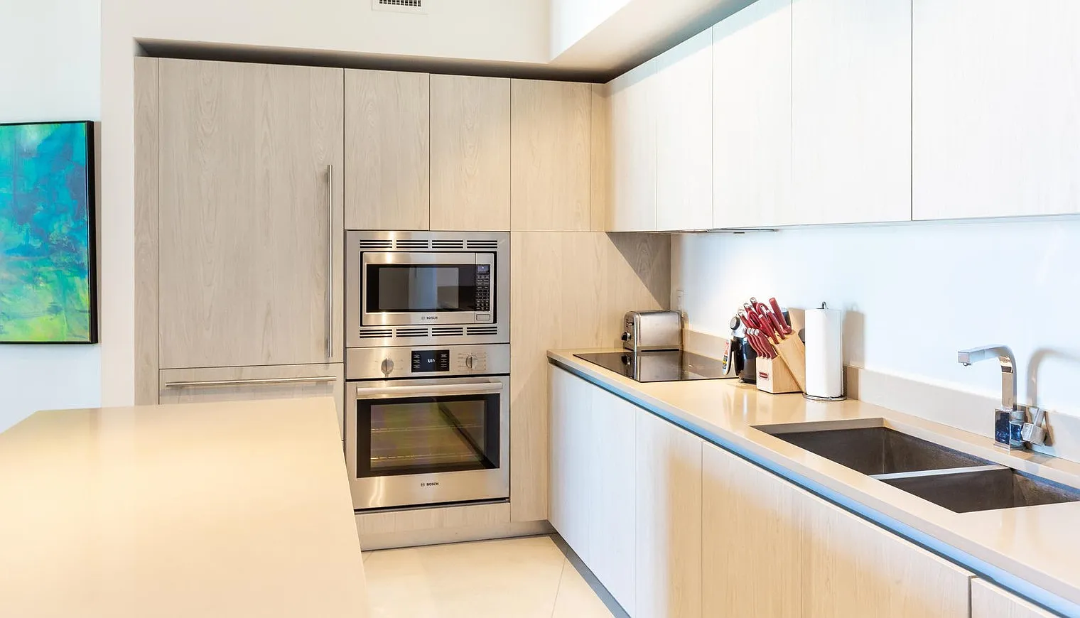 1 bed, 1.0 bath, 871 sqft, $5,039 — Photo 4