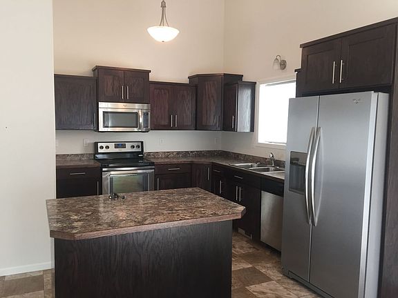 5th image of 505 Foxtail Dr
