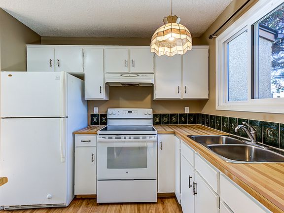 3rd image of 14267 23rd St NW
