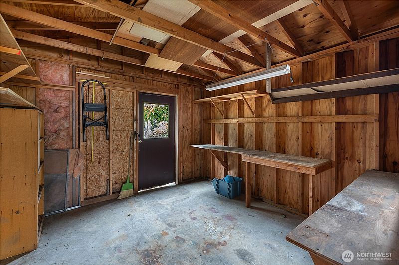 5th image of 5211 Chelan Lane SE