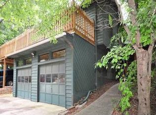 242 Castleair Dr, Powder Springs, GA 30144