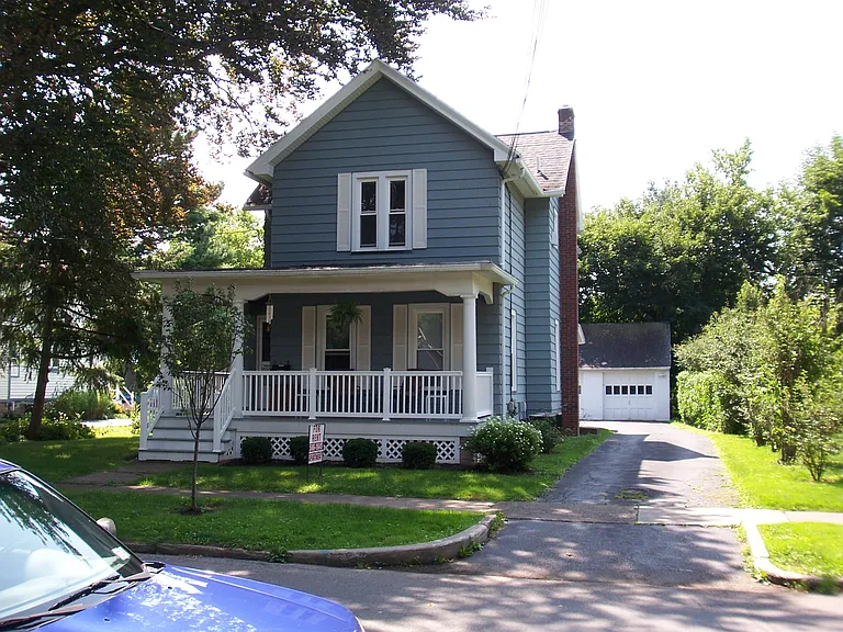 149 West Ave #1 — Photo 1