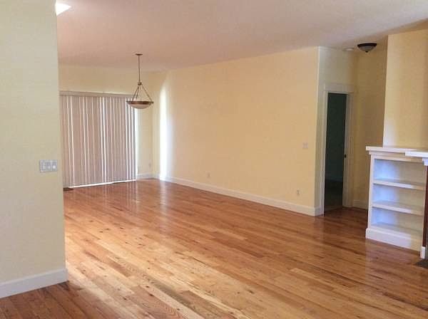2nd image of 20644 Redwing Ln