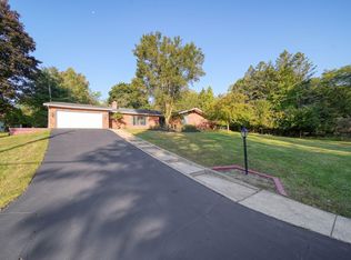 2930 Robinson Rd, Jackson, MI 49203