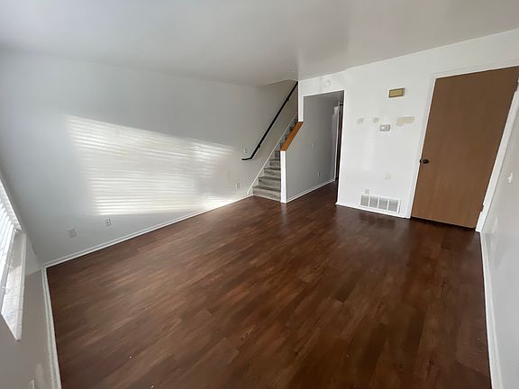 3rd image of 1280 N Forbes Park Way APT B