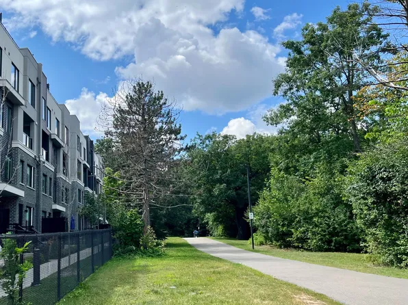 3473 Widdicombe Way #21, Mississauga, ON L5L 0B8