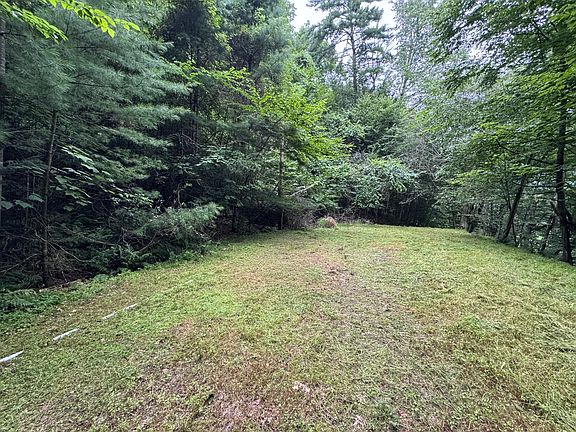 2nd image of Peas Eddy Rd