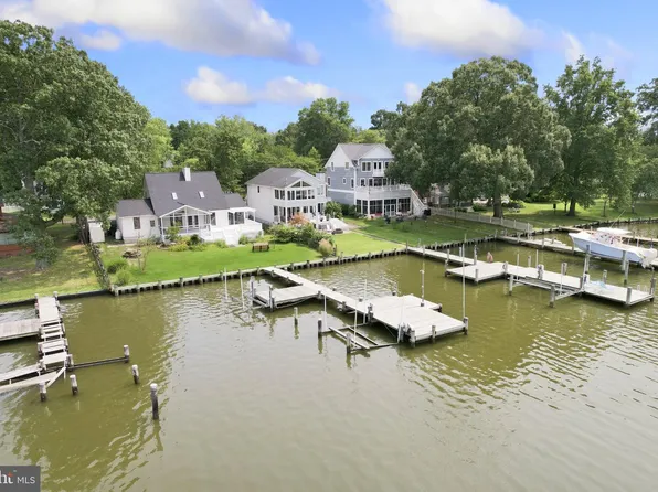 4958 Lerch Dr, Shady Side, MD 20764
