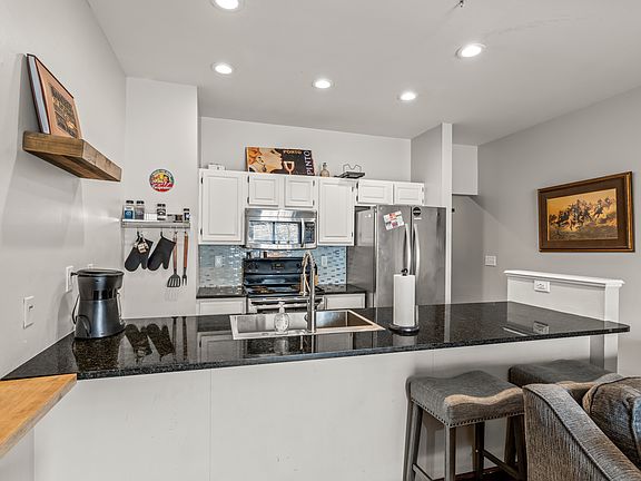 3rd image of 493 Eaglepointe Ct