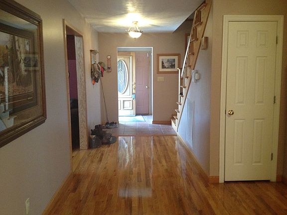 4th image of 1704 Court St