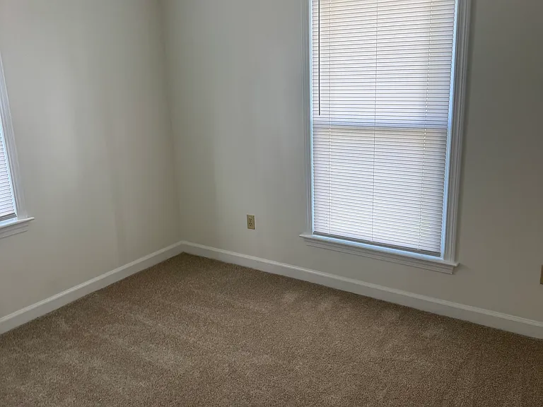 1219 Davis Bay Rd — Photo 12