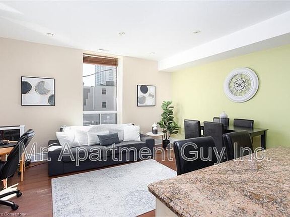 3rd image of 283 King St E #205