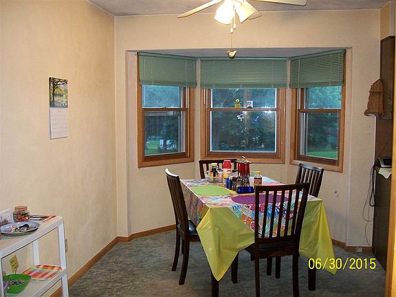 5th image of 24285 Lynn Dr