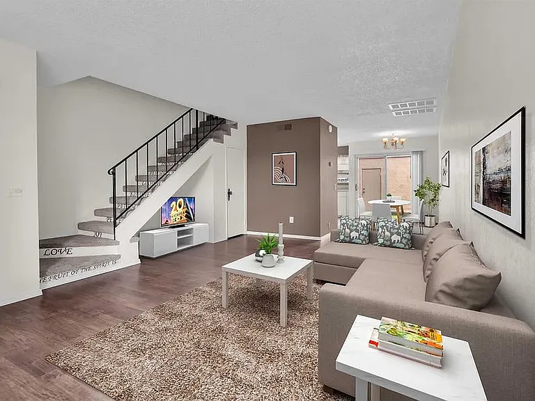 1643 Rue De Valle — Photo 33
