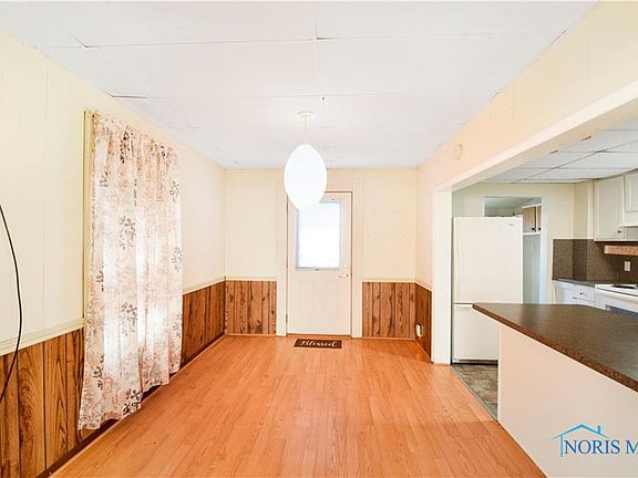 5th image of 5618 Edgewater Dr