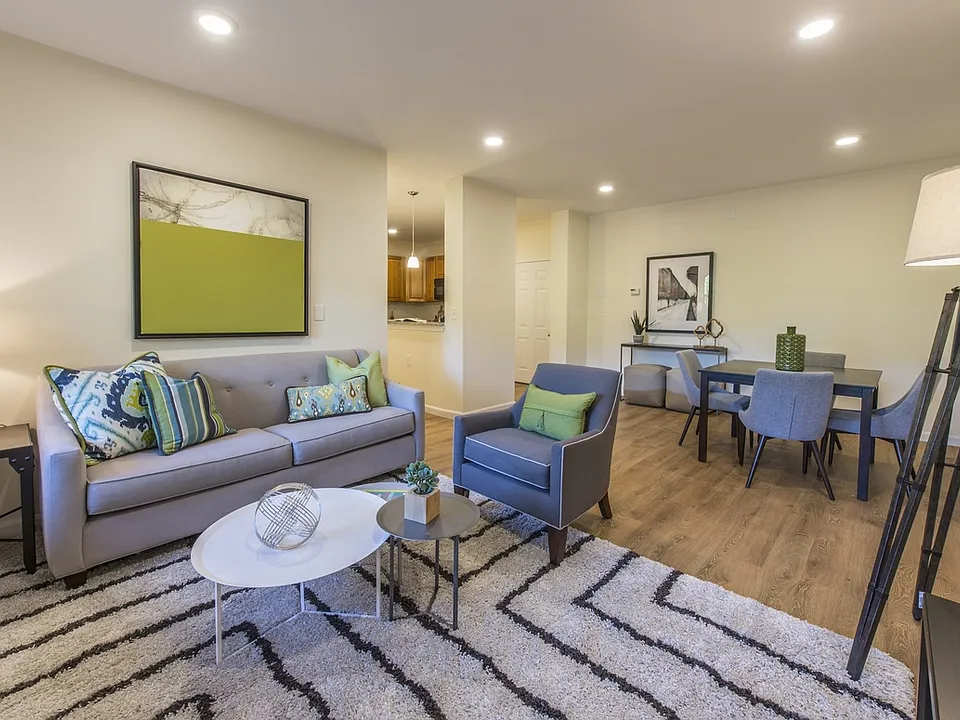 750 Highland Ave #1