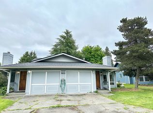 9031 5th Pl W APT A, Everett, WA 98204