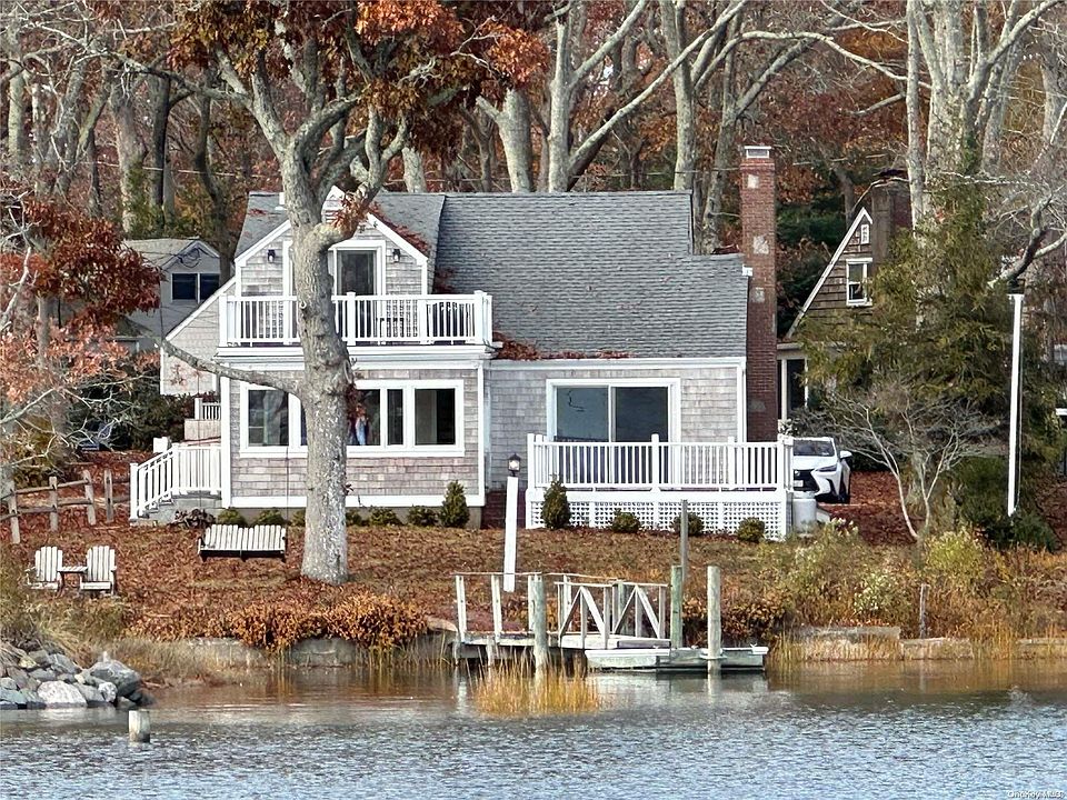 1st image of 730 Bayview Drive