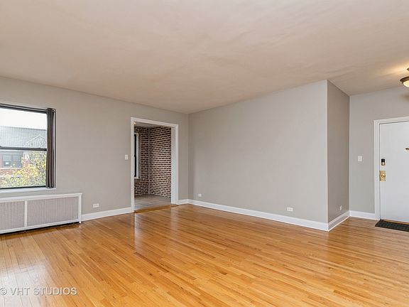 3rd image of 1145 E Hyde Park Blvd APT 3A