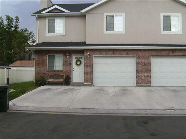 1st image of 432 E Park Oak Pl