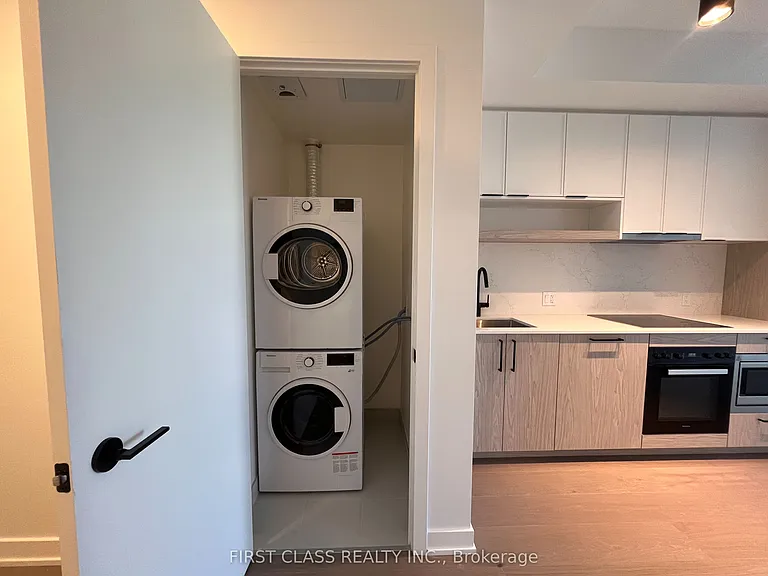 91 Montclair Ave #908 — Photo 9