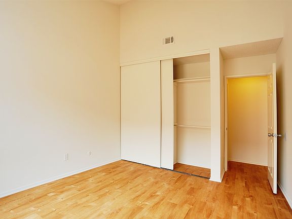 5th image of 8755 Variel Ave APT 2