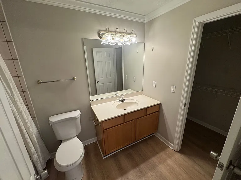 5508 Fenway Ln — Photo 8