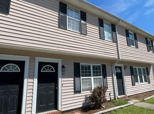 1100 Pineland Ave APT 4E, Hinesville, GA 31313