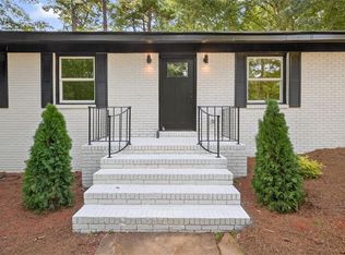 1094 B Whitfield Rd, Jefferson, GA 30549