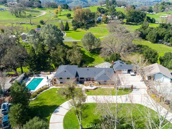 8870 San Gabriel Rd, Atascadero, CA 93422