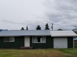 102 1st St, Plains, MT 59859