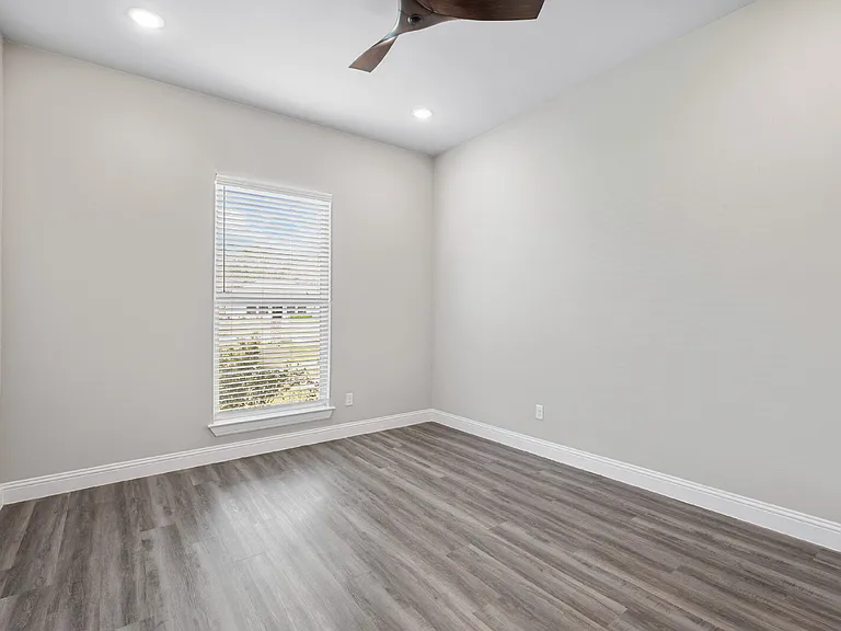 5401 Arroyo Trl — Photo 12
