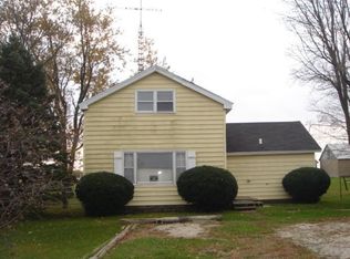 2573 Benson Rd, Earlville, IL 60518