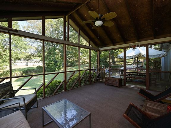 2nd image of 1235 Tall Oaks Cir