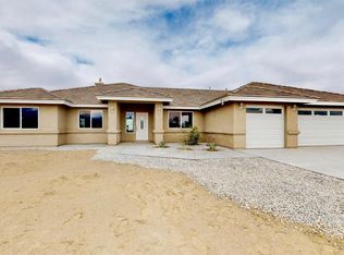 2851 Caserta Ct, Pinon Hills, CA 92372