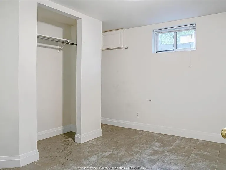 2163 College Ave — Photo 15