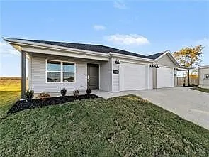 6509 NW Altus St Photo 1