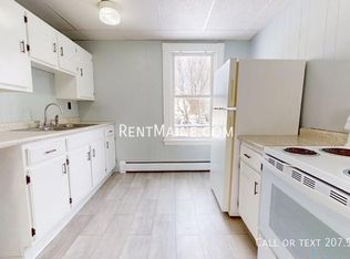 17 Edwards St #2, Waterville, ME 04901