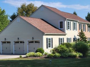 42 Craig Ln, Malvern, PA 19355