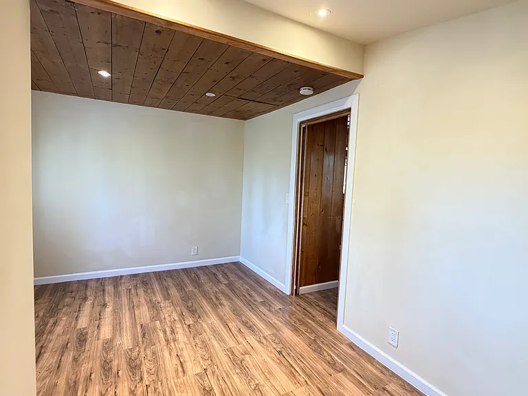 54365 Pine Crest Ave #6 — Photo 2