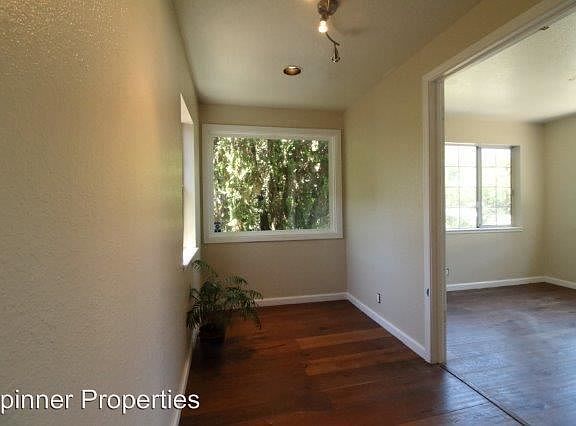 4th image of 500 Alvarado St