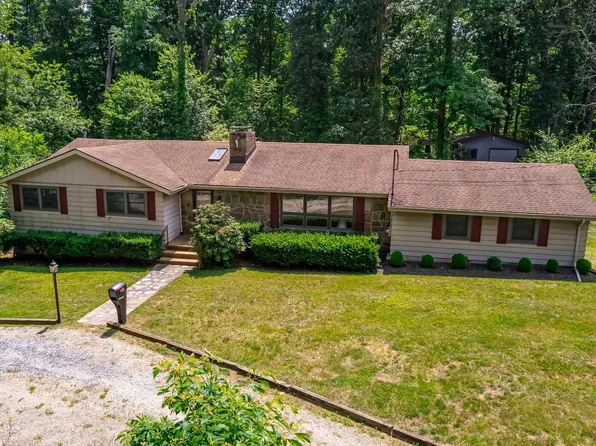 211 Cedar Rd, Mullica Hill, NJ 08062