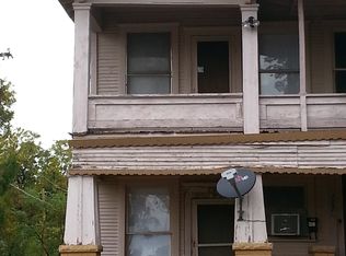 207 1/2 2nd Ave NW, Ardmore, OK 73401