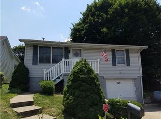 611 7th Ave, Carnegie, PA 15106