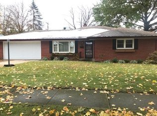 717 Sunrise Ln, Rockford, IL 61107