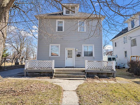 2nd image of 3329 Sandwich St